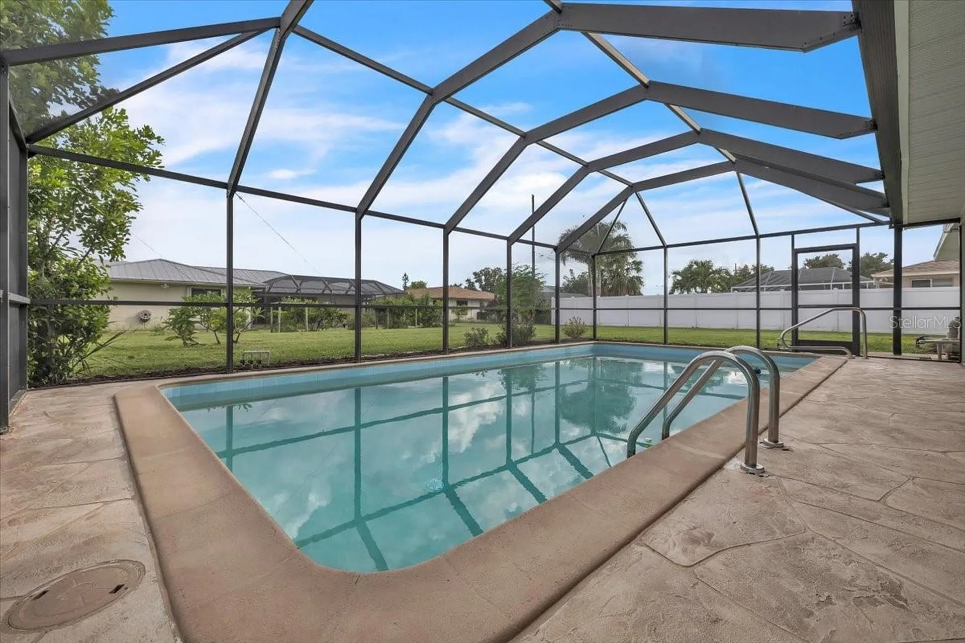 907 Sidney Terrace NW Port Charlotte FL 33948