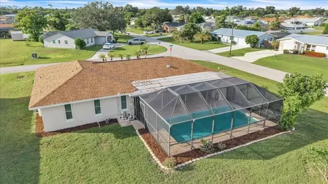 907 Sidney Terrace NW Port Charlotte FL 33948