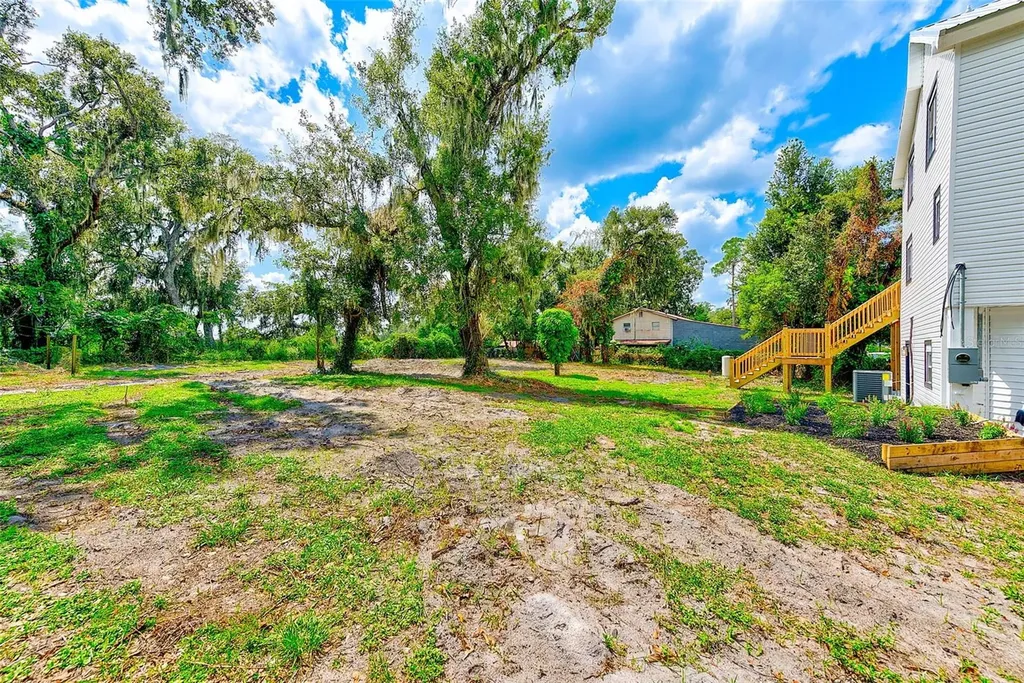 2003 W Sam Allen Road Plant City FL 33565