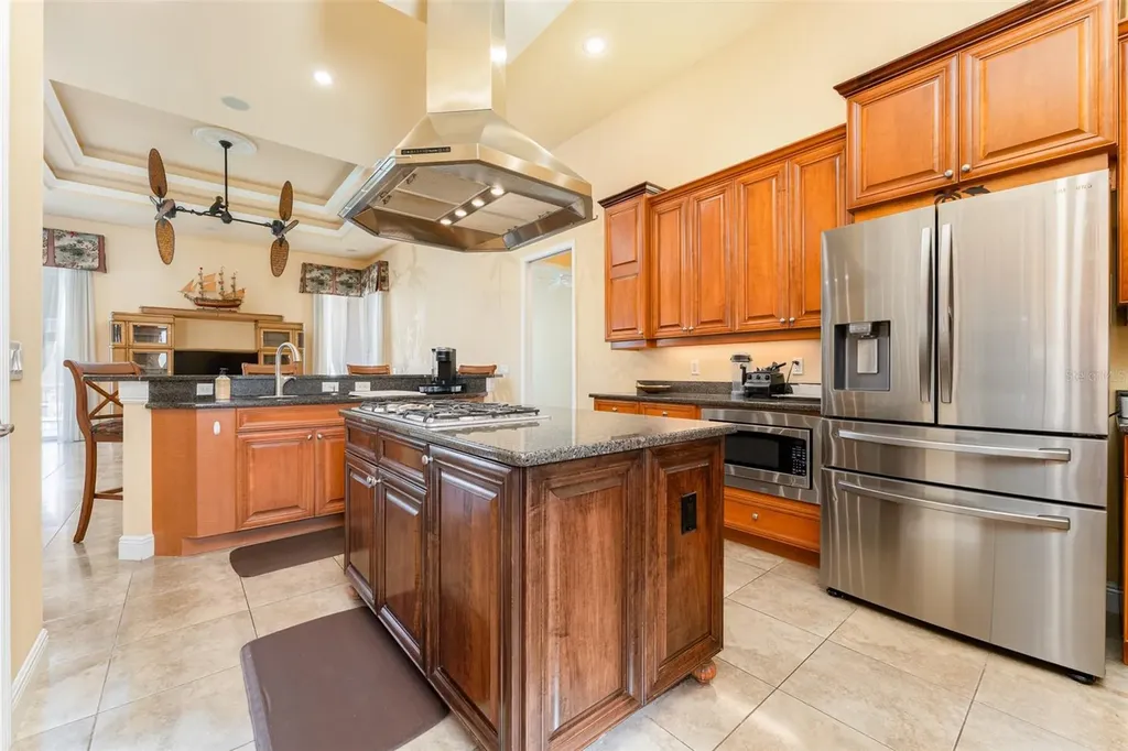 825 Birdie Way Apollo Beach FL 33572