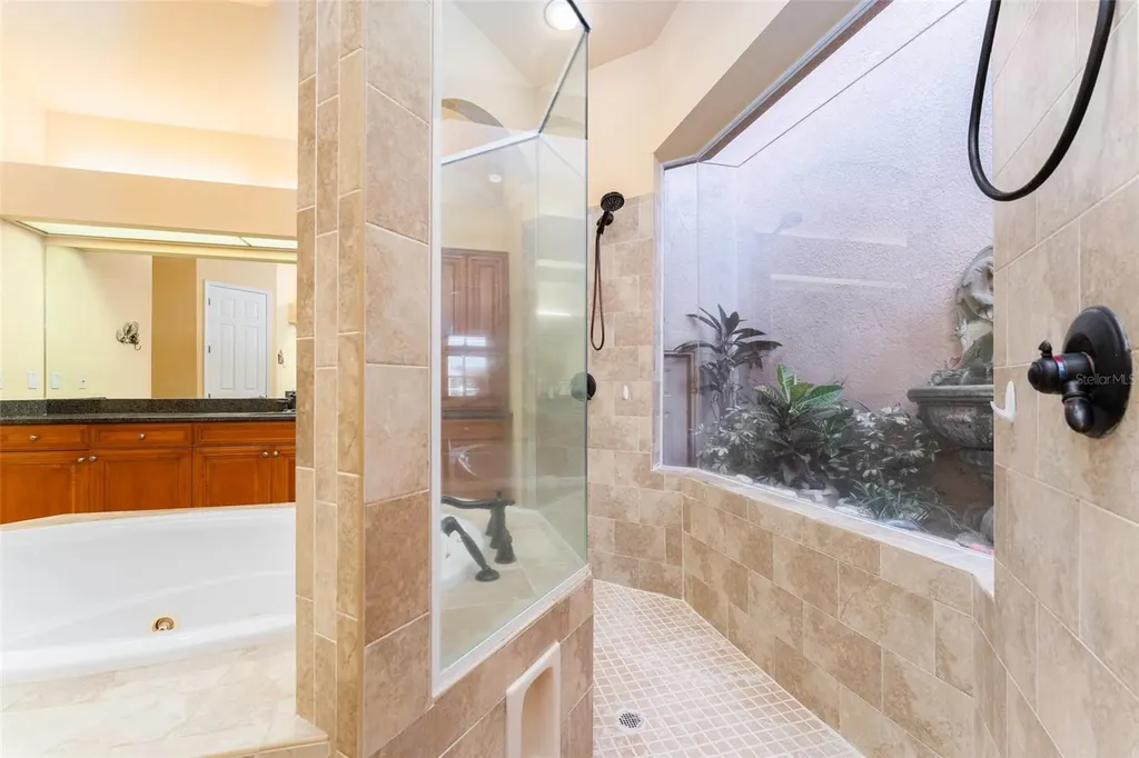 825 Birdie Way Apollo Beach FL 33572