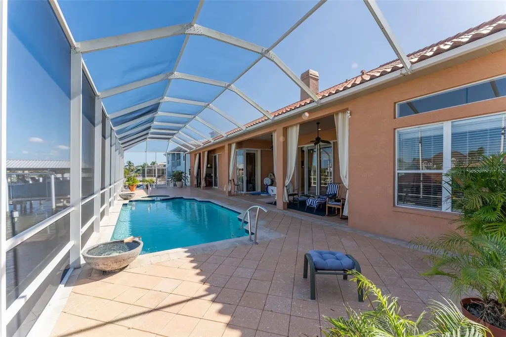 825 Birdie Way Apollo Beach FL 33572