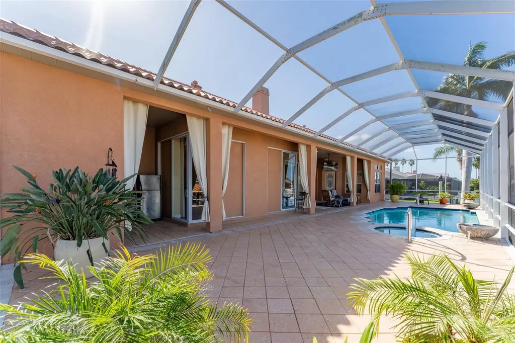 825 Birdie Way Apollo Beach FL 33572