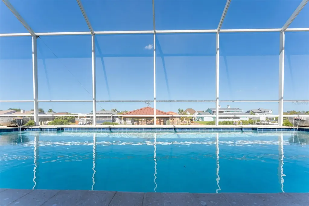 825 Birdie Way Apollo Beach FL 33572