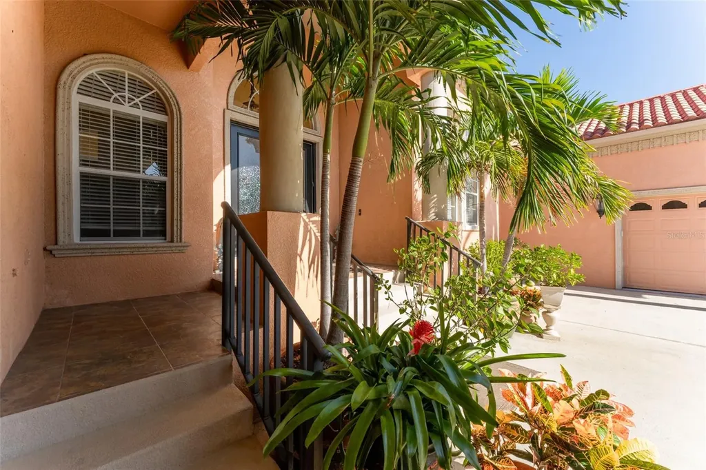 825 Birdie Way Apollo Beach FL 33572