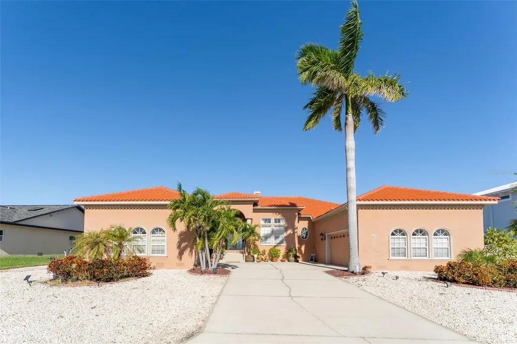 825 Birdie Way Apollo Beach FL 33572