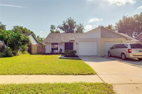 2453 Long Meadow Way Orlando FL 32817