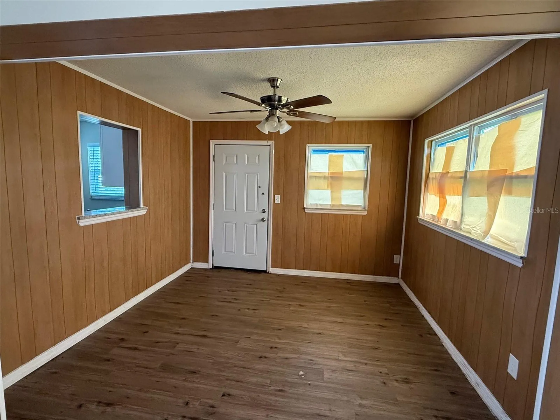 1893 Aaron Avenue Orlando FL 32811