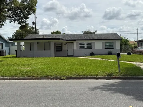 1893 Aaron Avenue Orlando FL 32811