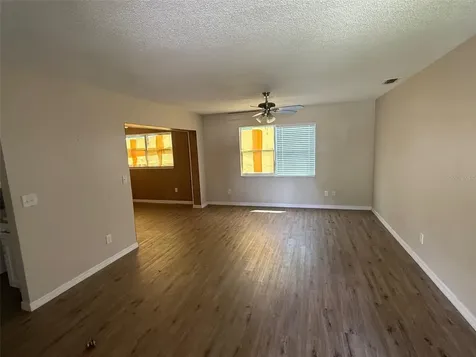 1893 Aaron Avenue Orlando FL 32811