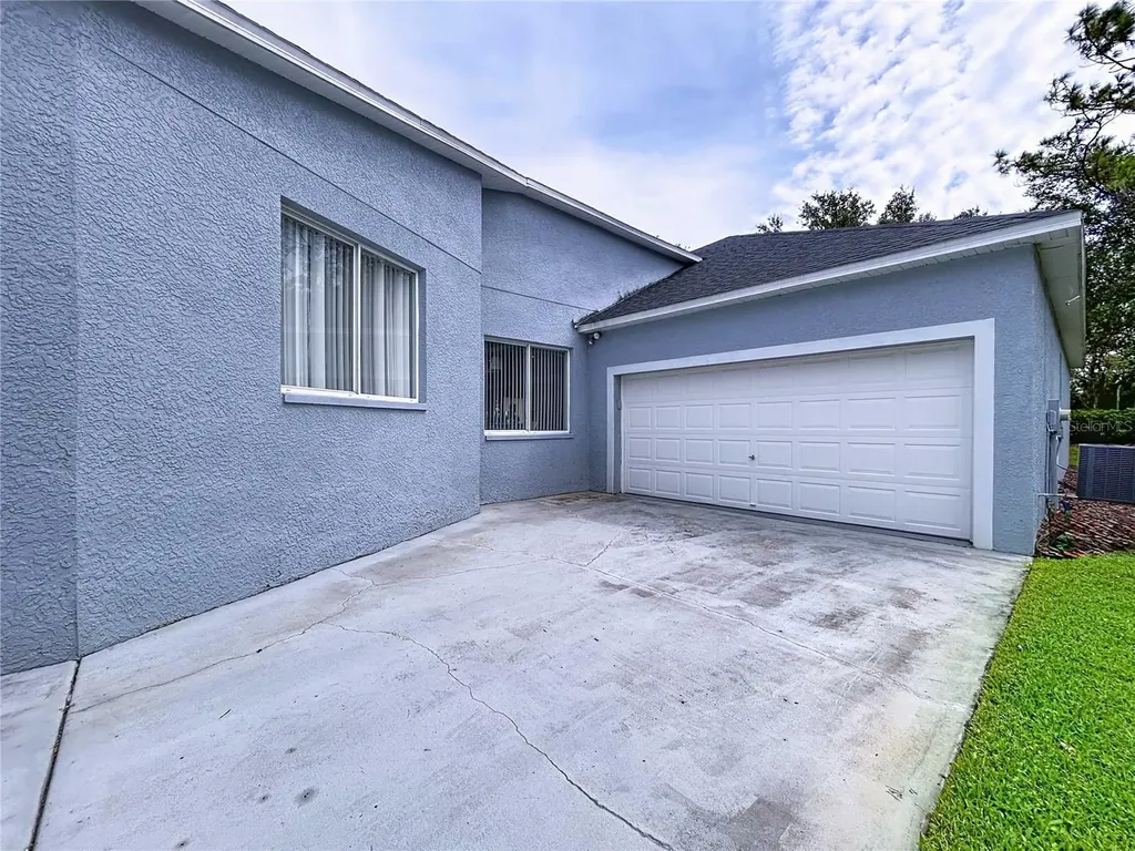 19217 Sea Mist Lane Lutz FL 33558