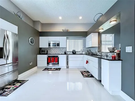 19217 Sea Mist Lane Lutz FL 33558