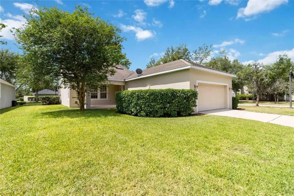7001 Beargrass Road Harmony FL 34773
