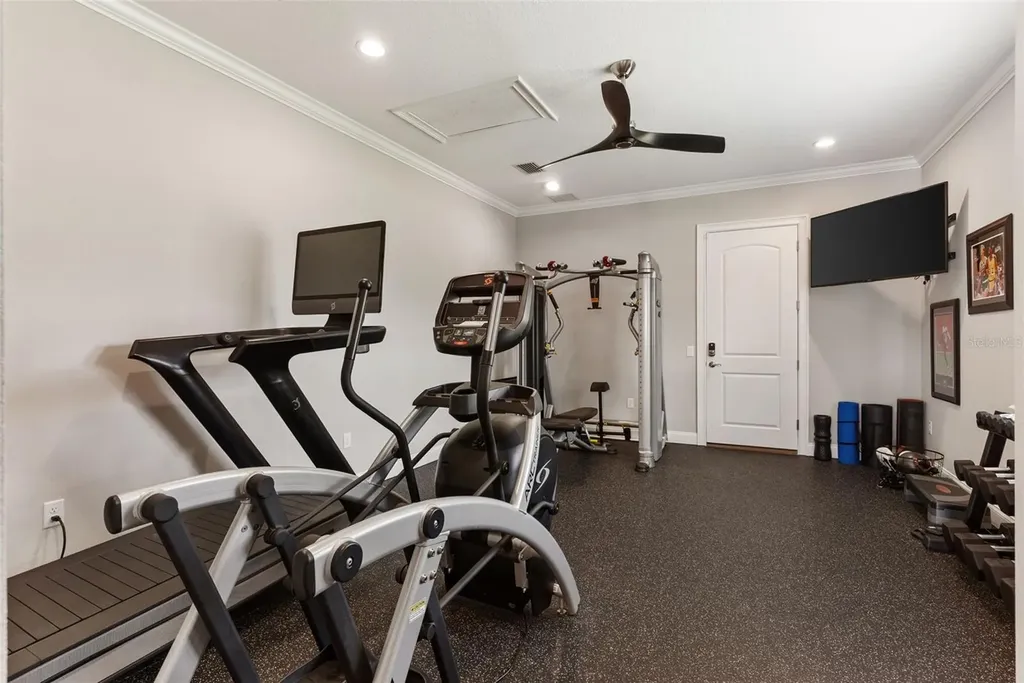 10705 Crane Hill Court Thonotosassa FL 33592