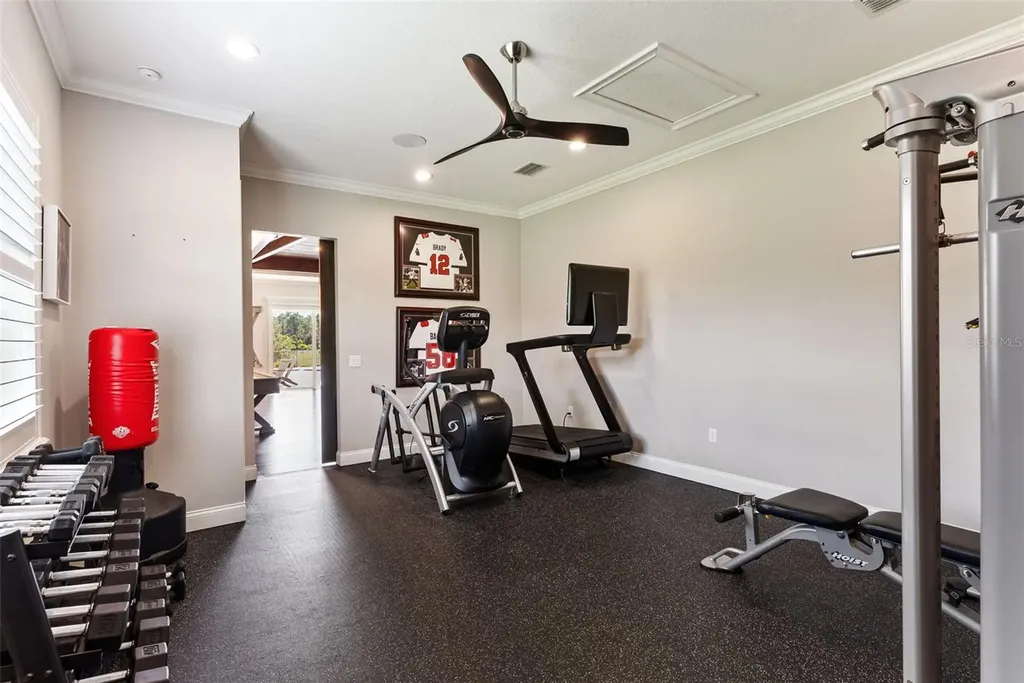 10705 Crane Hill Court Thonotosassa FL 33592