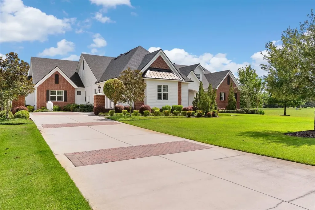 10705 Crane Hill Court Thonotosassa FL 33592