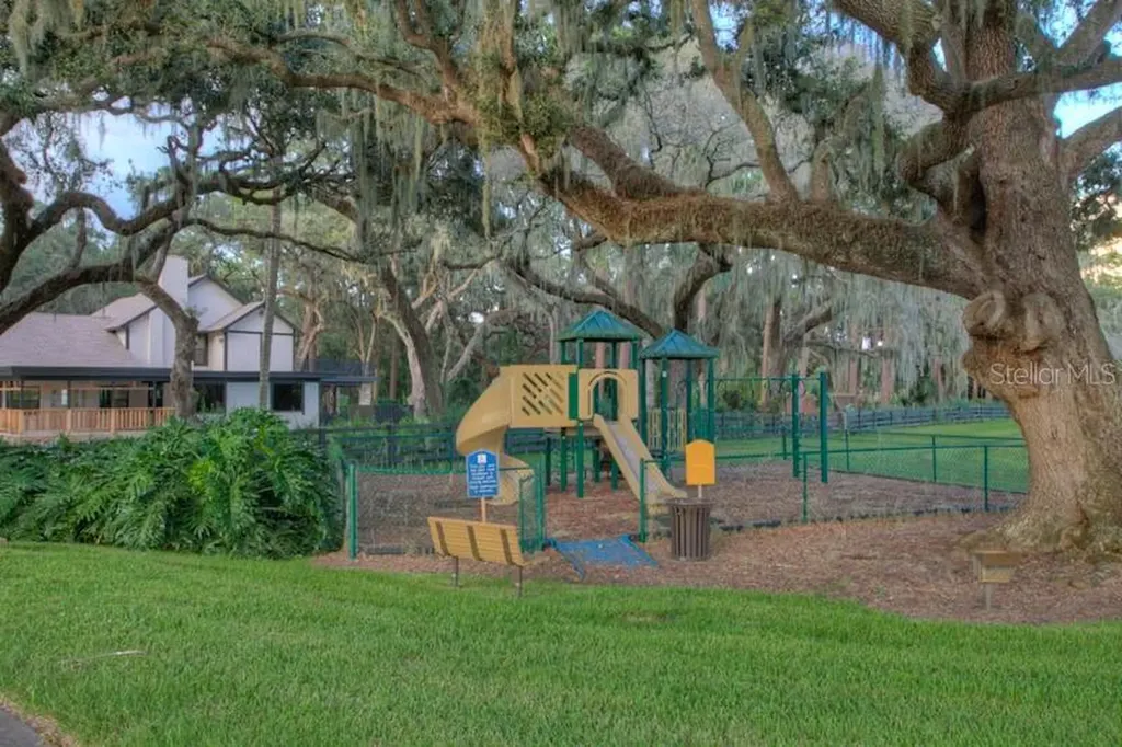 10705 Crane Hill Court Thonotosassa FL 33592