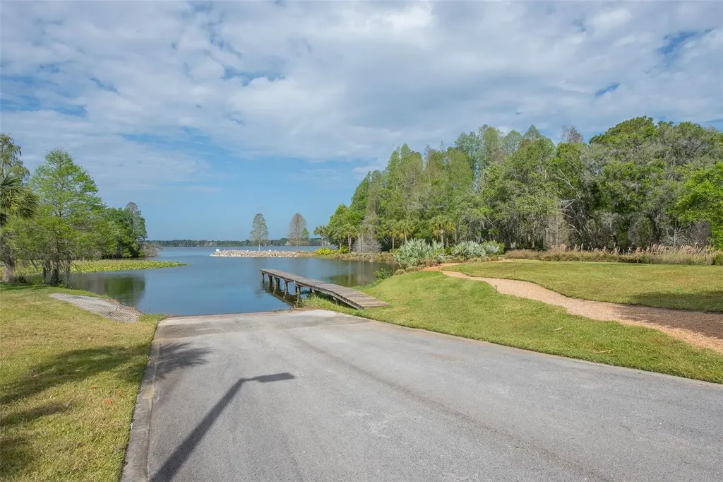 10705 Crane Hill Court Thonotosassa FL 33592