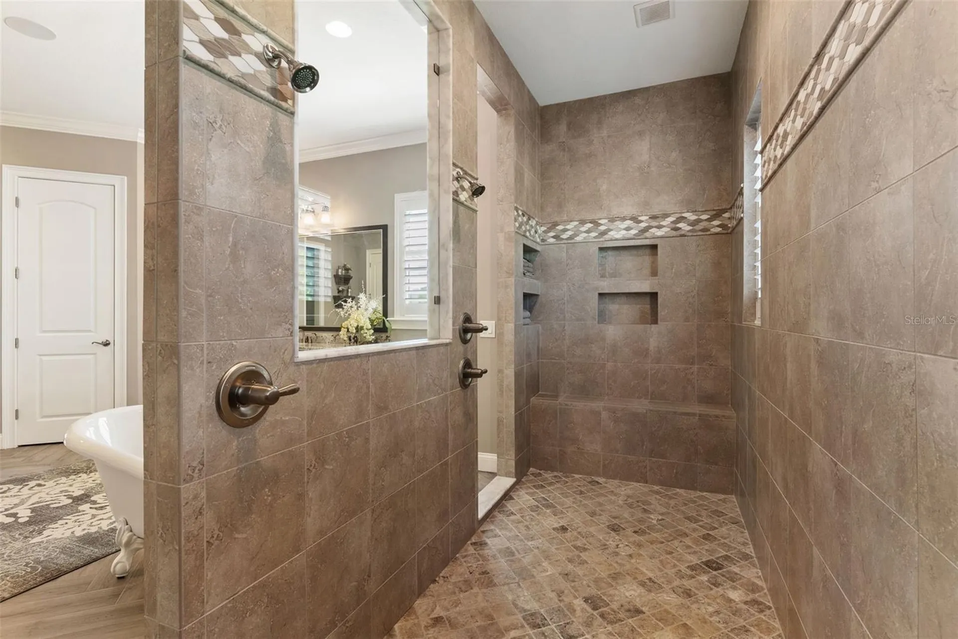 10705 Crane Hill Court Thonotosassa FL 33592