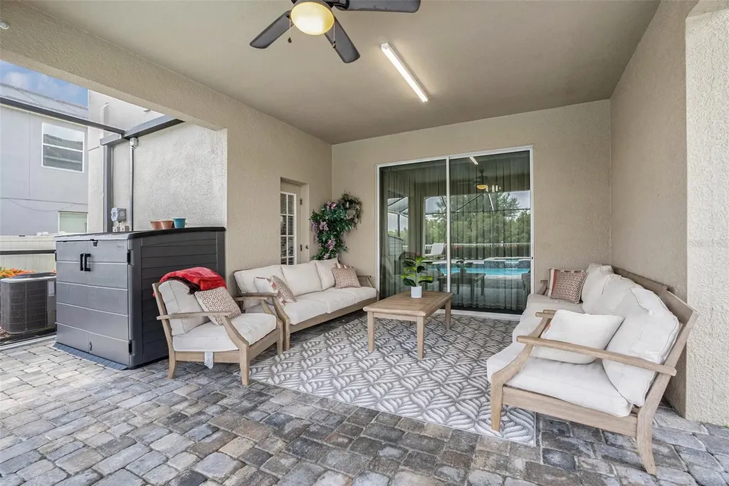 10737 Breaking Rocks Drive Tampa FL 33647