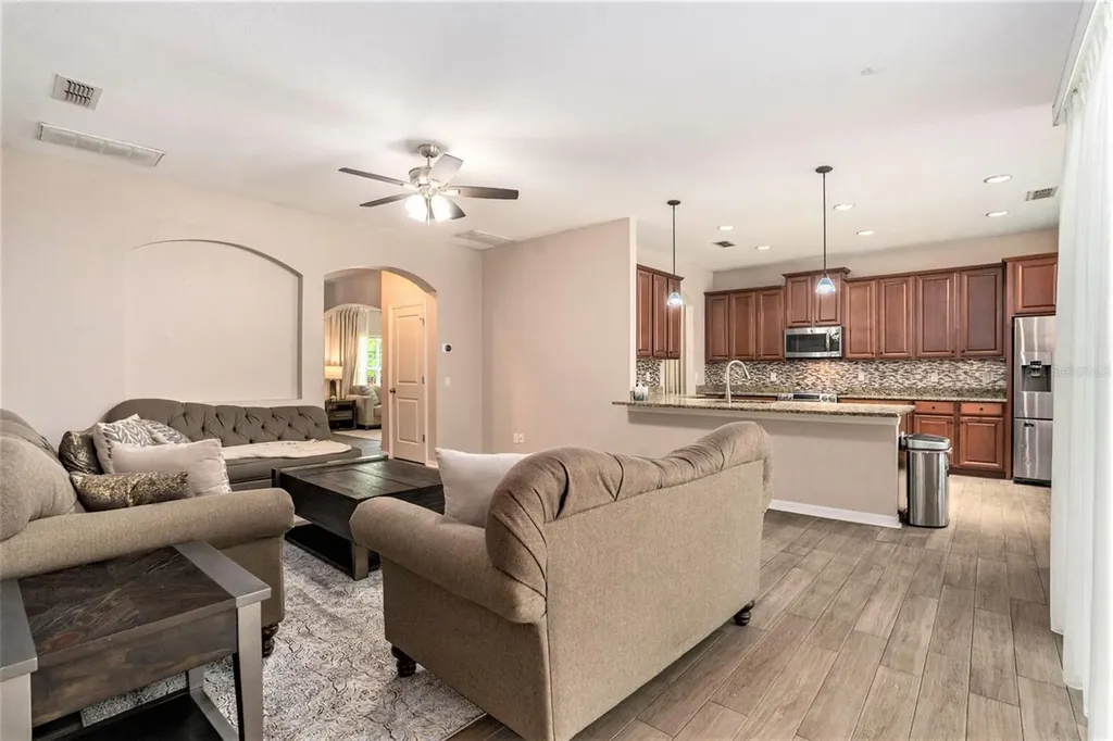 10737 Breaking Rocks Drive Tampa FL 33647