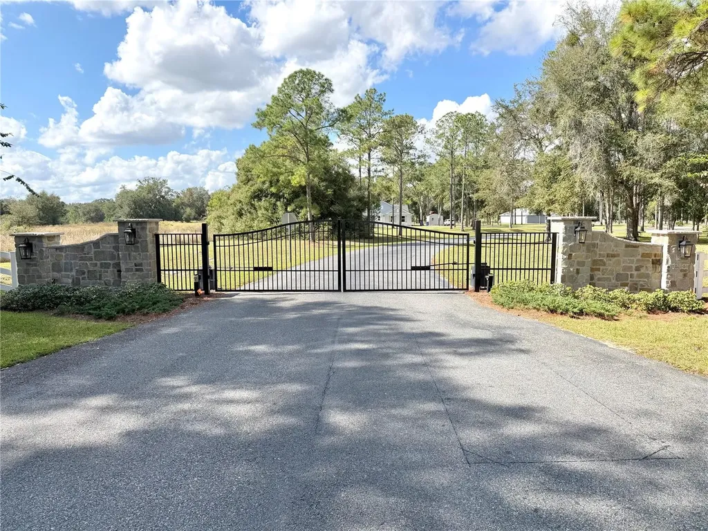 Bonsmara Drive Groveland FL 34736