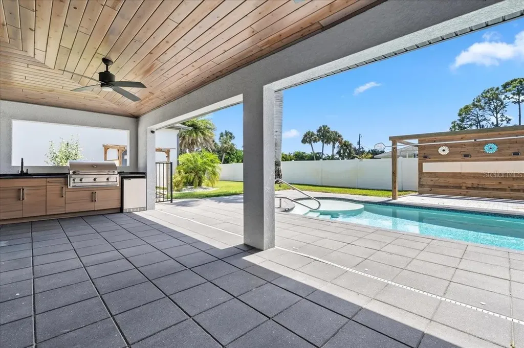 2415 W Price Boulevard North Port FL 34286