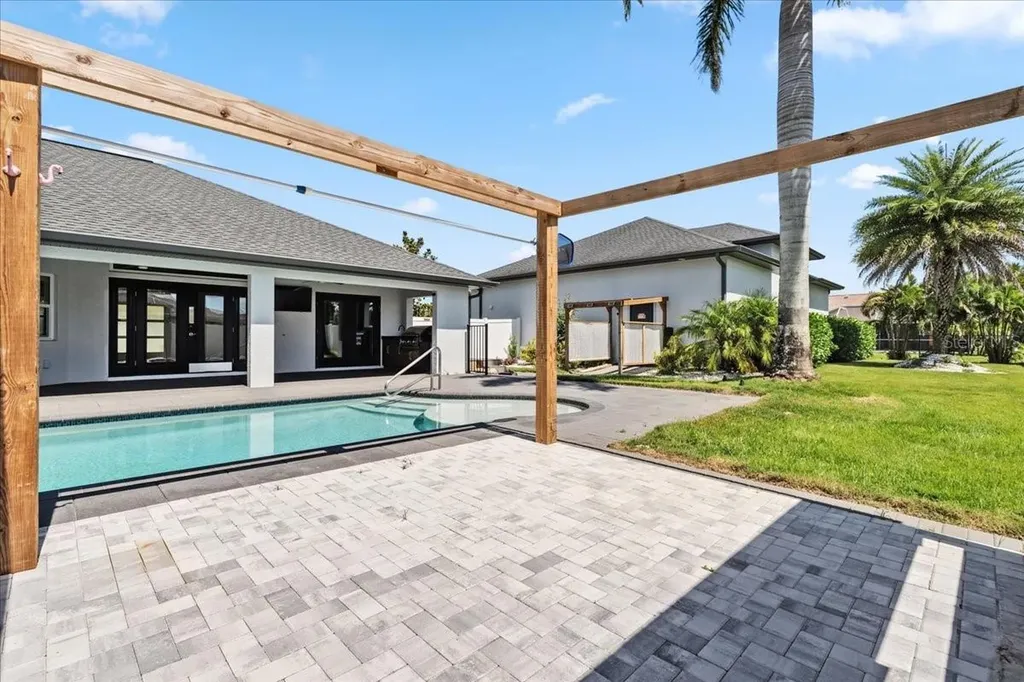 2415 W Price Boulevard North Port FL 34286
