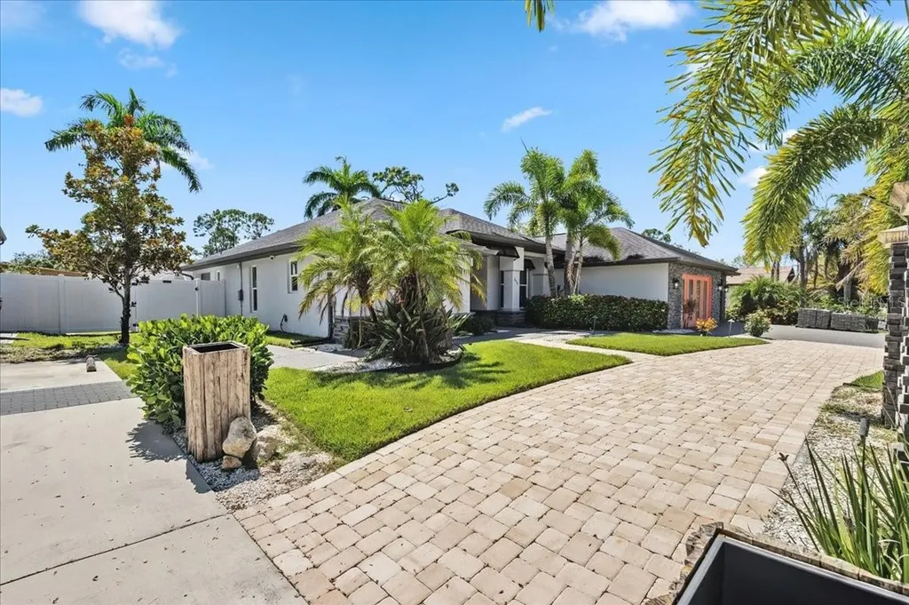2415 W Price Boulevard North Port FL 34286