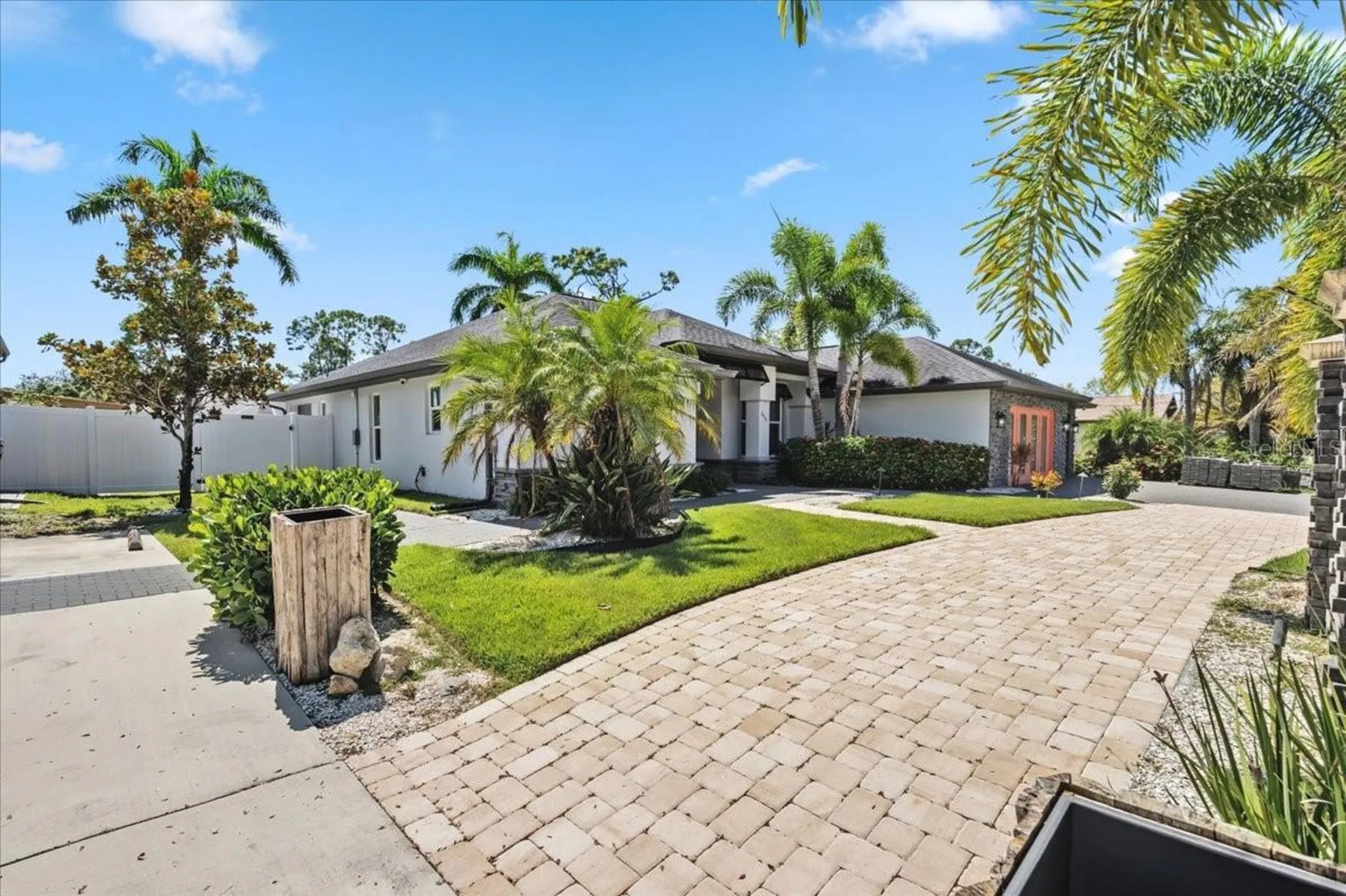 2415 W Price Boulevard North Port FL 34286