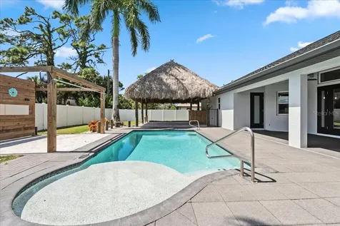 2415 W Price Boulevard North Port FL 34286