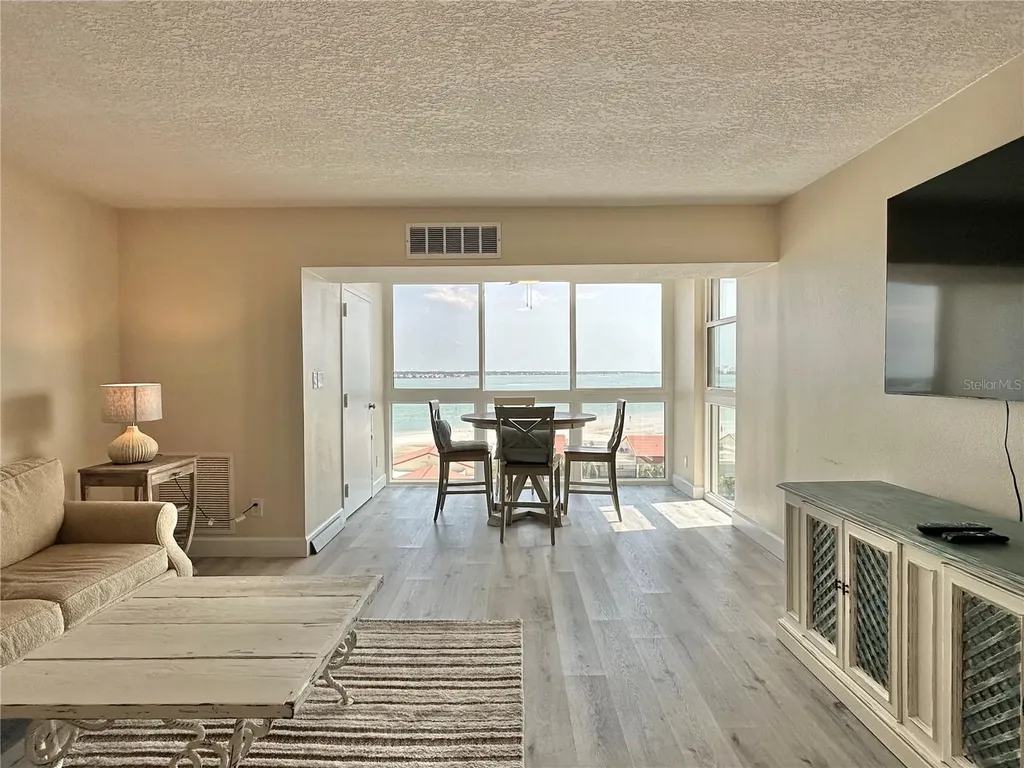 855 Bayway Boulevard Clearwater FL 33767