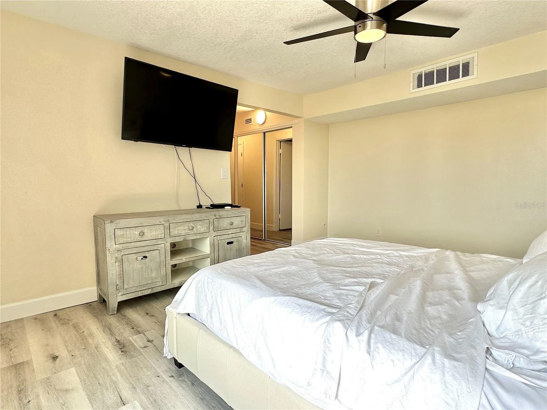 855 Bayway Boulevard Clearwater FL 33767
