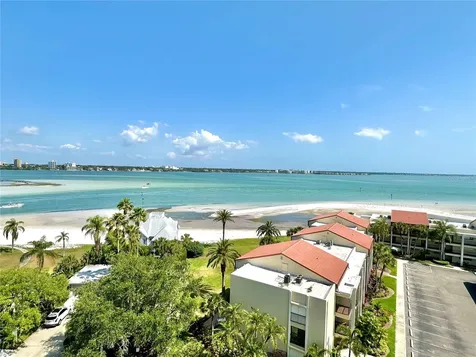 855 Bayway Boulevard Clearwater FL 33767