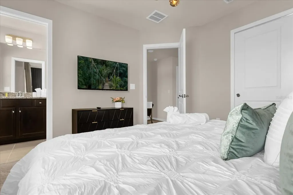 3937 Lana Avenue Davenport FL 33897