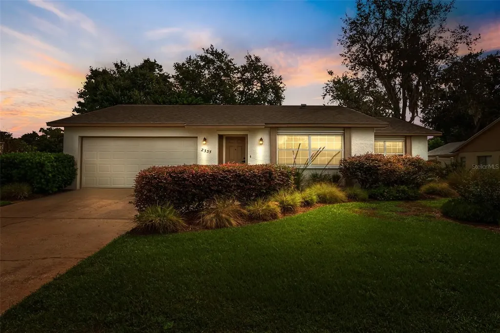 2335 Pine Tree Court Kissimmee FL 34744