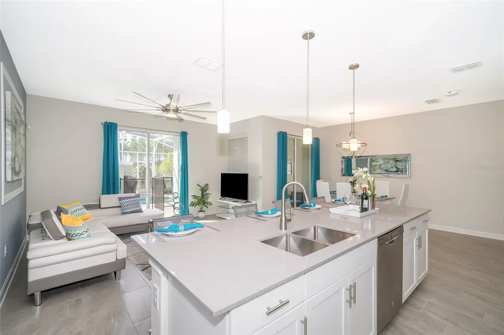 296 Ocean Course Avenue Davenport FL 33896
