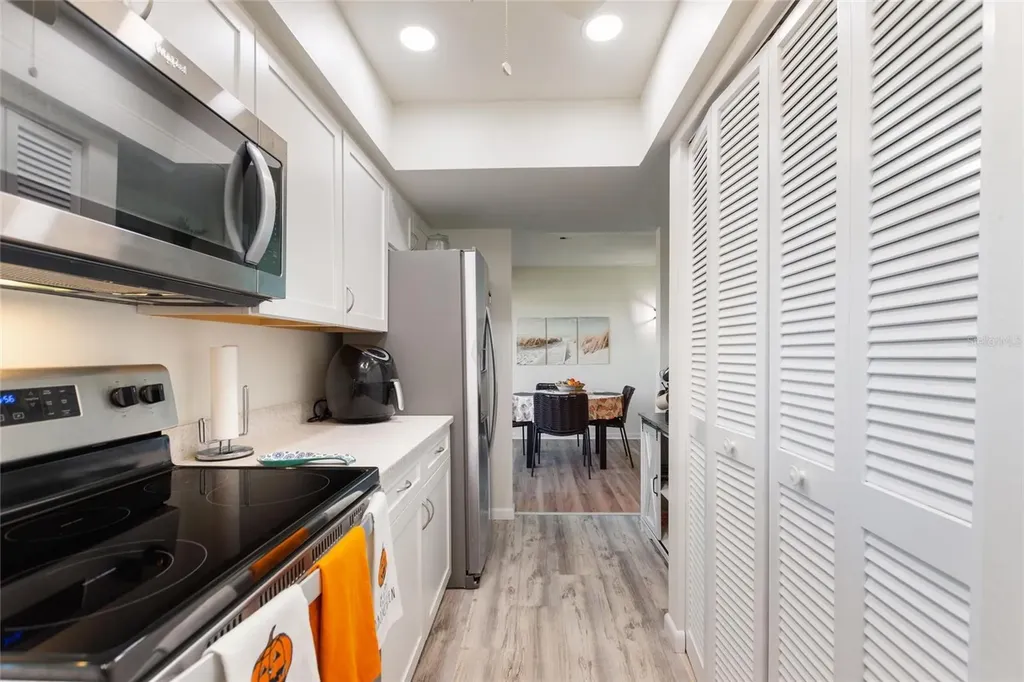 6100 12th Street S St Petersburg FL 33705