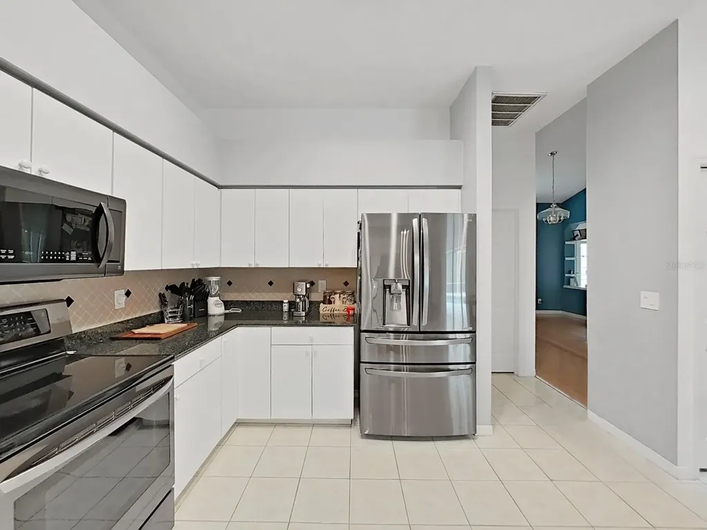 17307 Oak Ledge Drive Lutz FL 33549