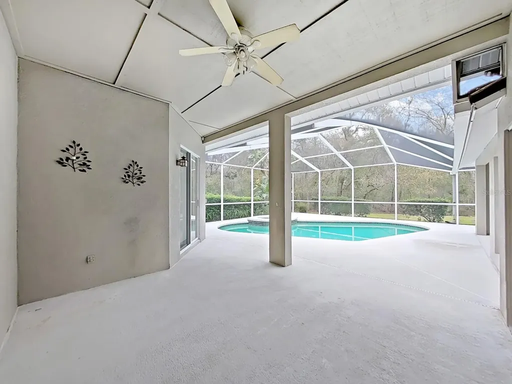 17307 Oak Ledge Drive Lutz FL 33549