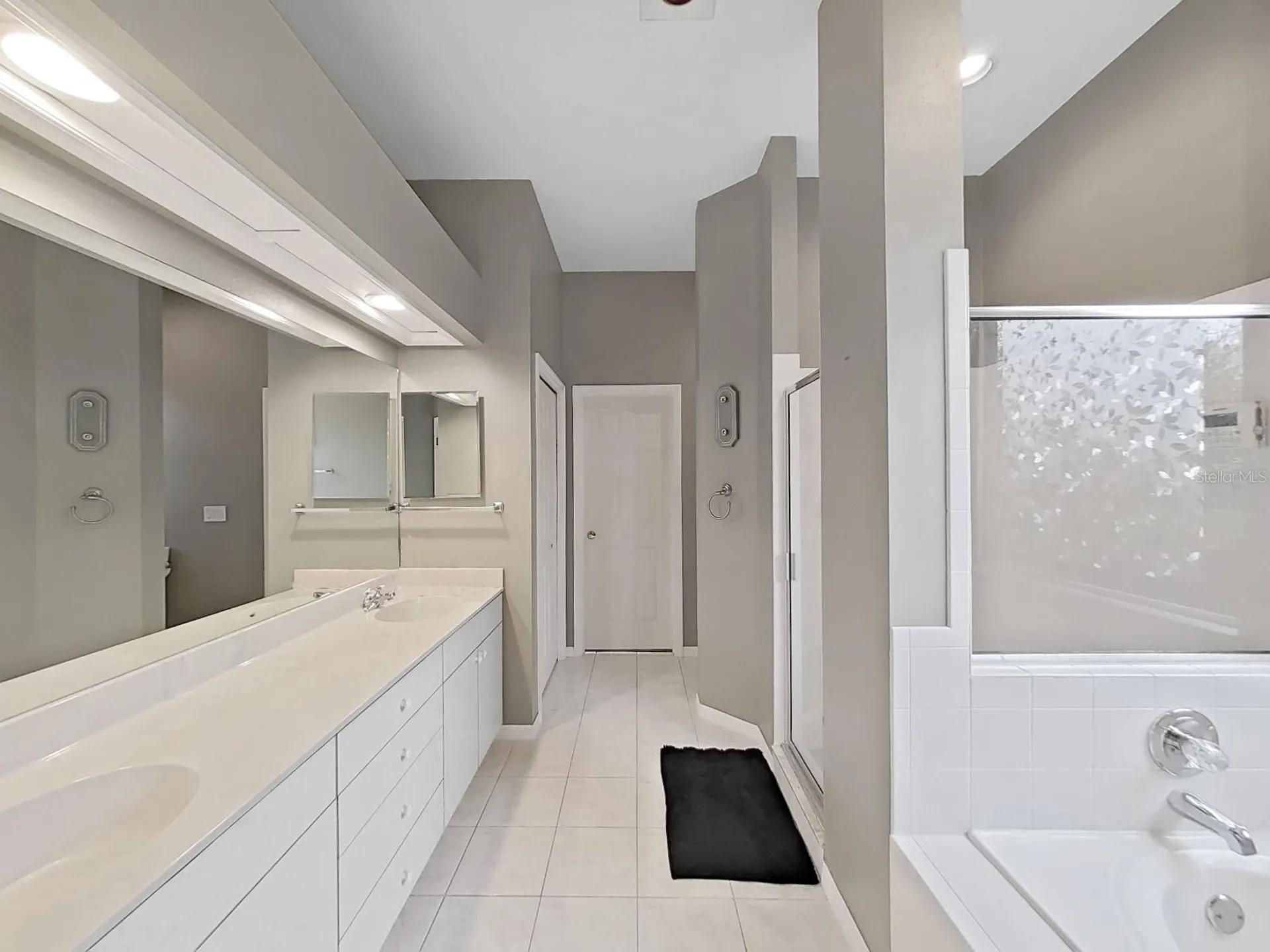 17307 Oak Ledge Drive Lutz FL 33549