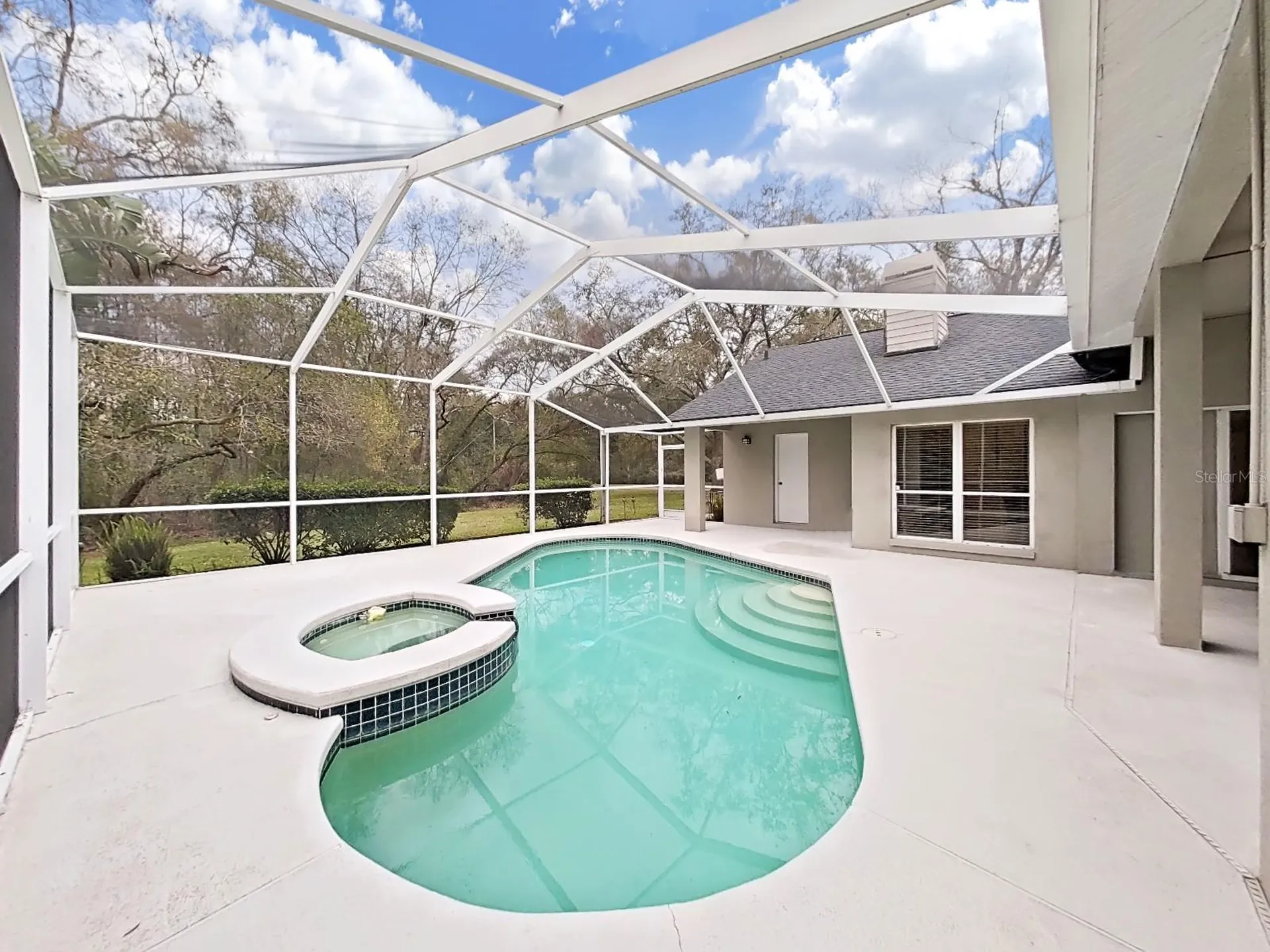 17307 Oak Ledge Drive Lutz FL 33549