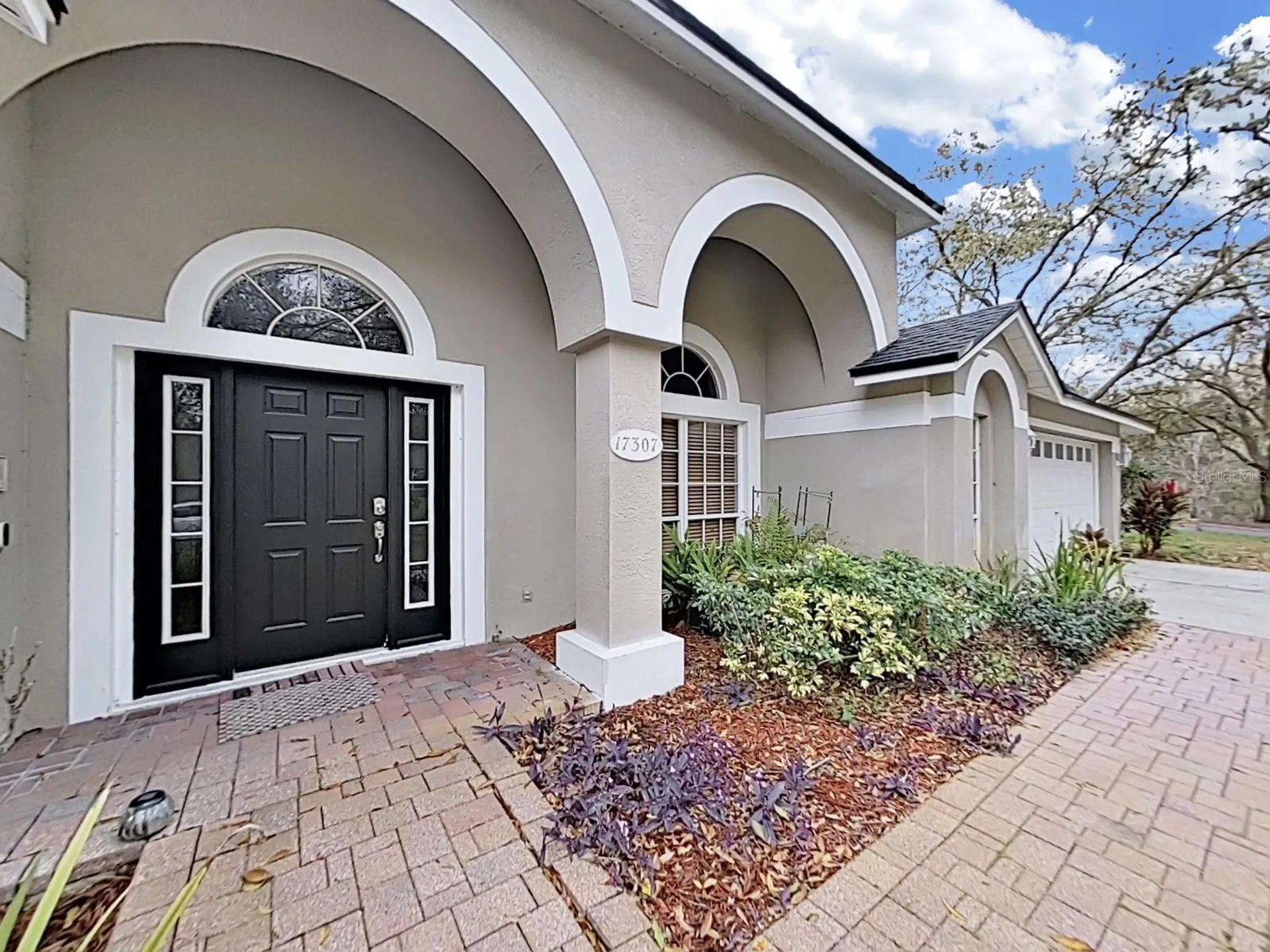 17307 Oak Ledge Drive Lutz FL 33549