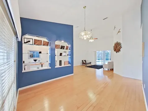 17307 Oak Ledge Drive Lutz FL 33549
