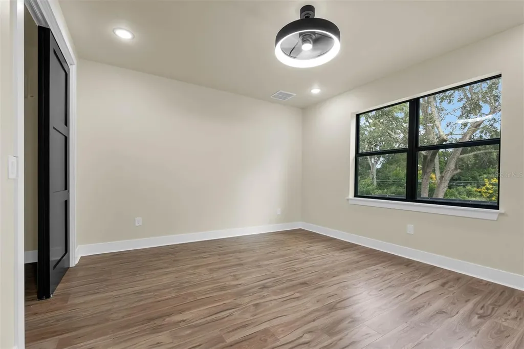 1910 Cloverlawn Avenue Orlando FL 32806