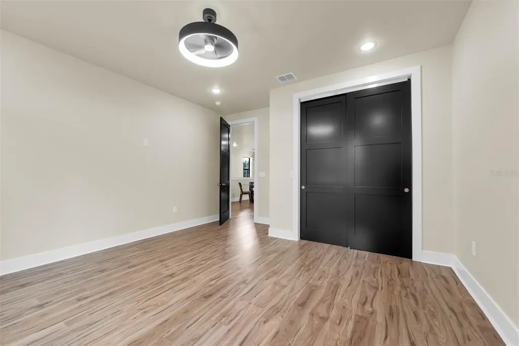 1910 Cloverlawn Avenue Orlando FL 32806
