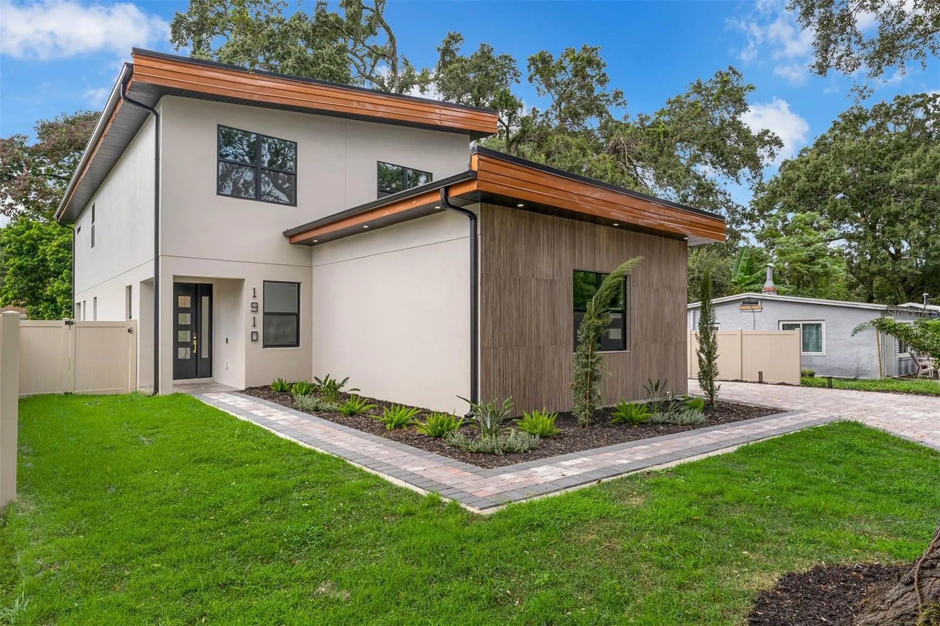 1910 Cloverlawn Avenue Orlando FL 32806