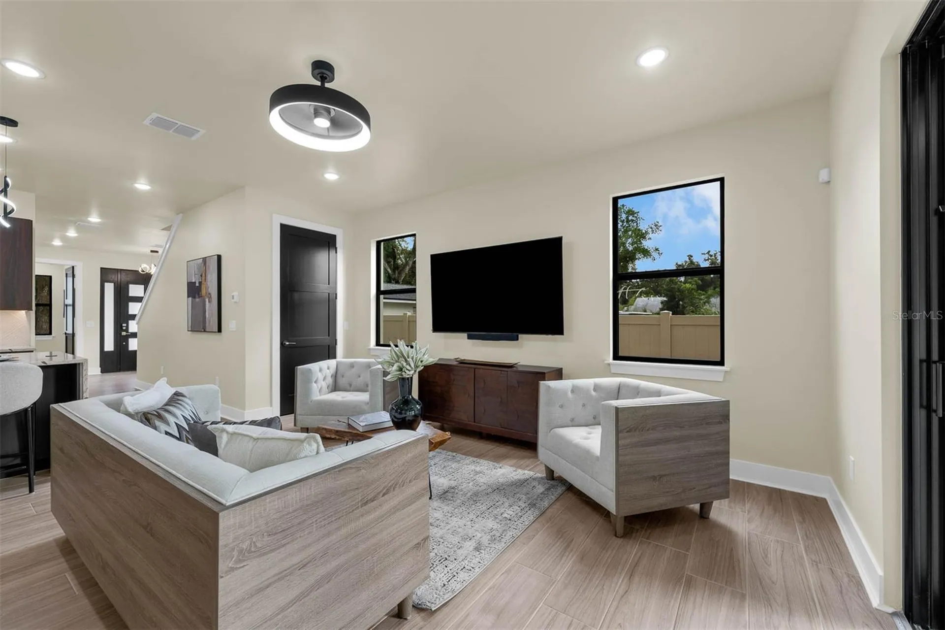 1910 Cloverlawn Avenue Orlando FL 32806