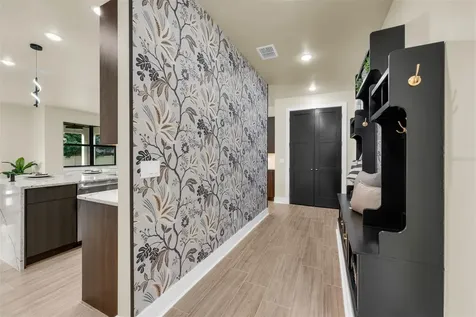 1910 Cloverlawn Avenue Orlando FL 32806