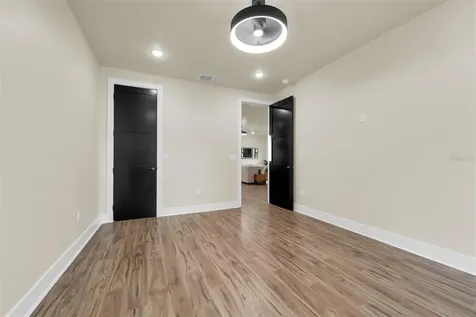 1910 Cloverlawn Avenue Orlando FL 32806